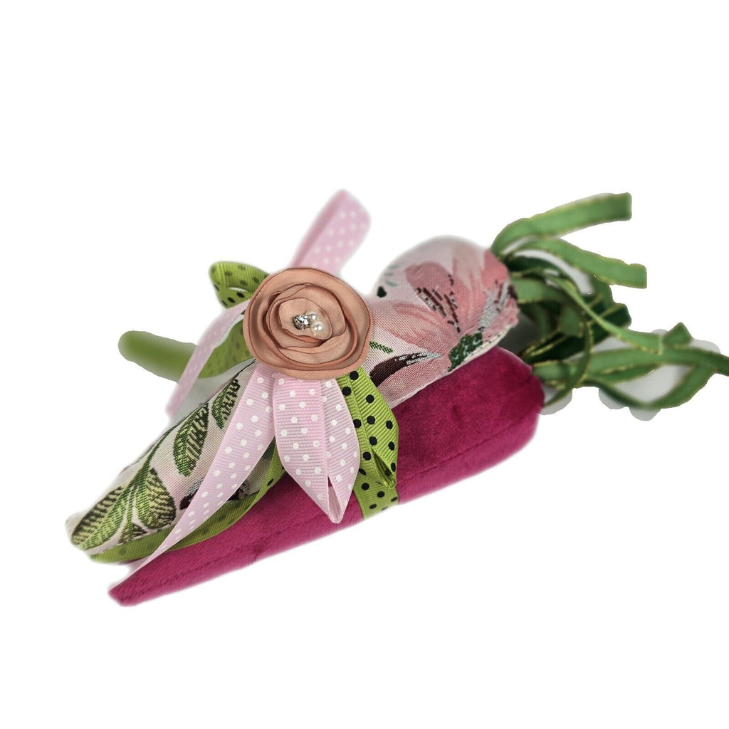 December Diamonds Floral Pattern 3 Multi Carrot Bundle Decoration