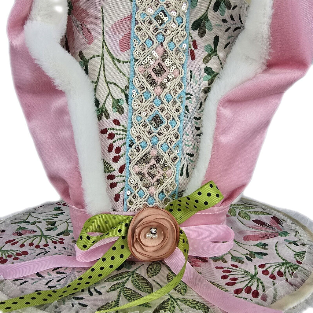 December Diamonds Green Garden Pattern Bunny Hat Figurine, Multicolor