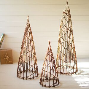 Nesting Twig Christmas Trees