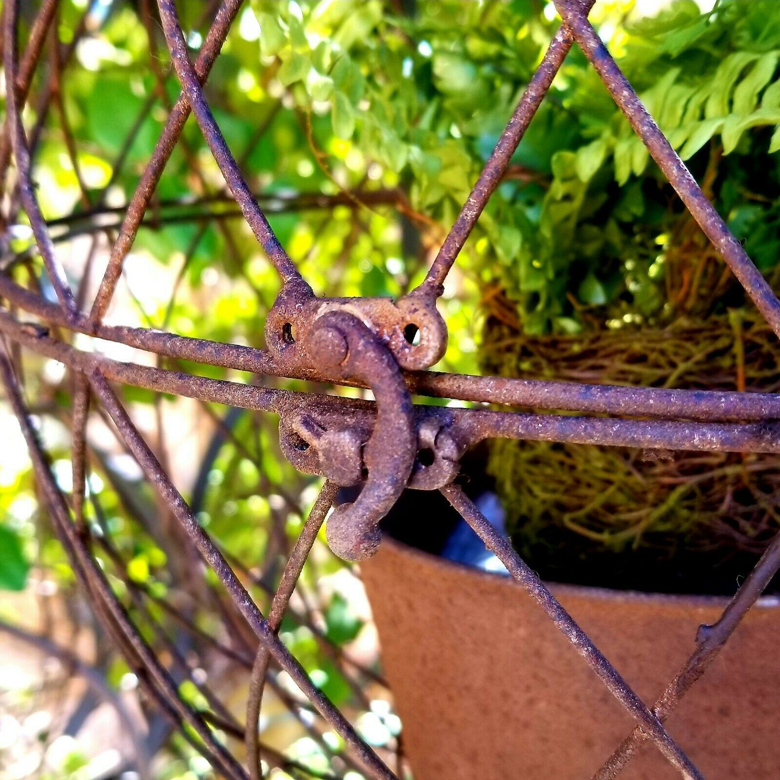 hanging orb sphere garden planter Antique Style Metal Wire Hanging Orb Planter Cages Set of 2