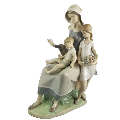 Lladro Figurine La Madre Mother With Children 4864
