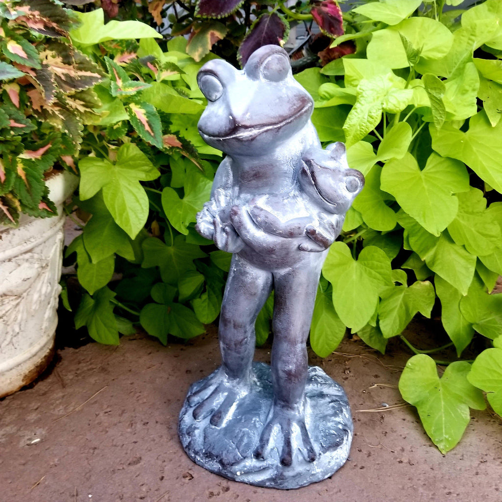 Magnesium Garden Decor Frog Mother With Baby Figurine Statue