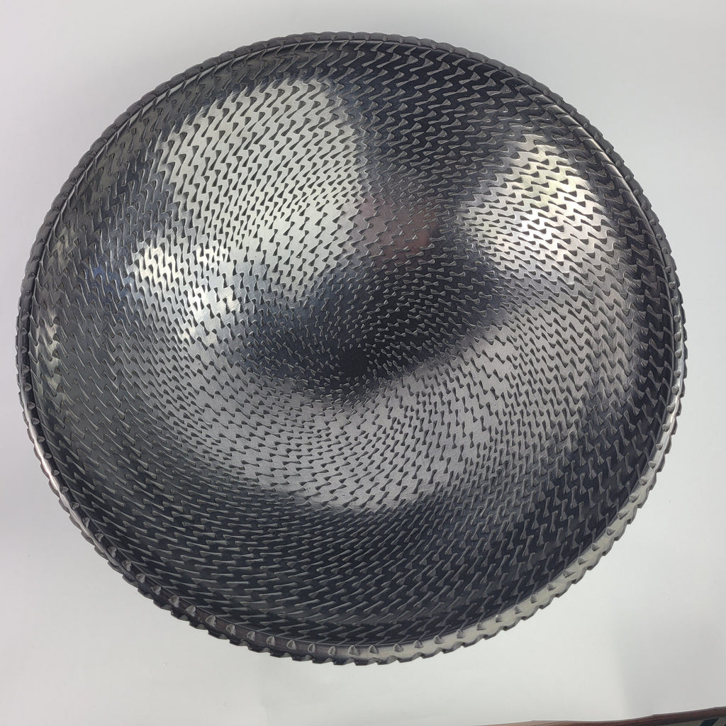 Mata Ortiz Mexican Pottery Metallic Graphite Reynaldo Quezada Bowl