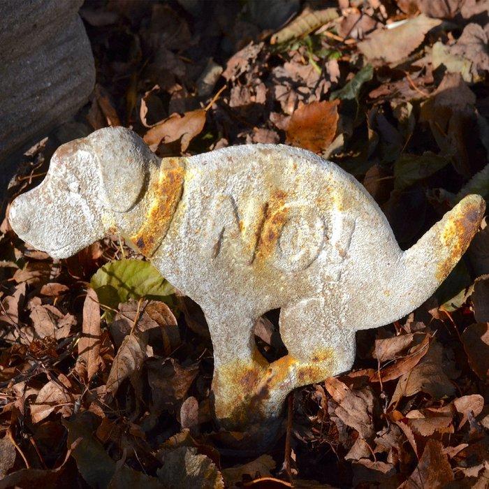 No Pooping Iron Dog Sign