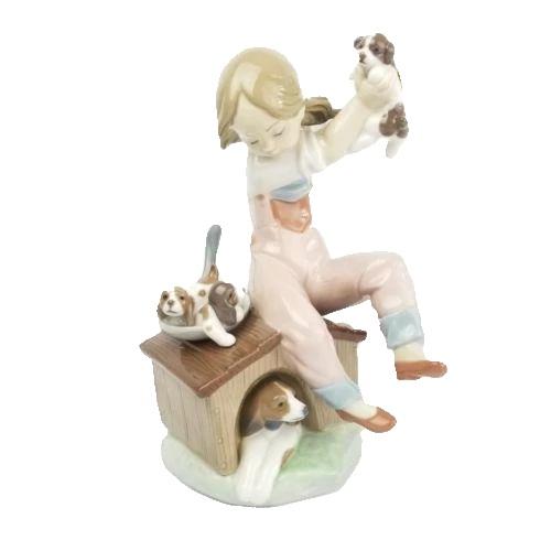 Signed Lladro 7621 Pick of the Litter